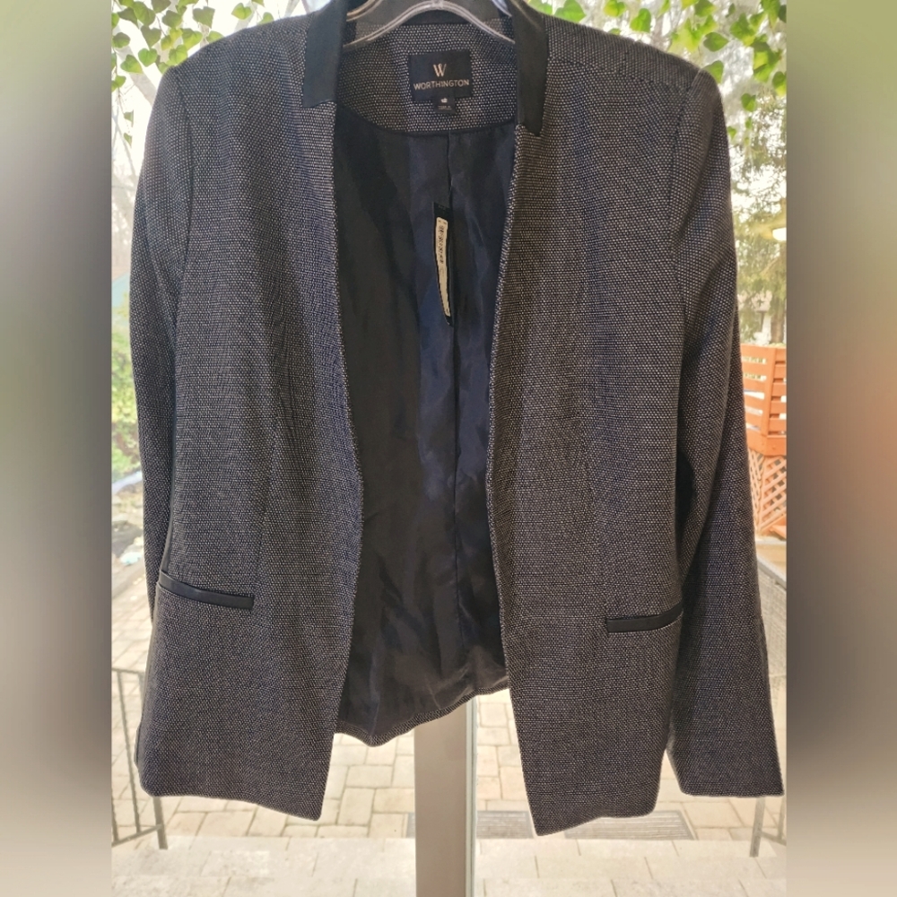 NWT.Worthington Womens Blazer Size 12 Black Jacket With Leatherette Trimming